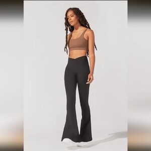 Popflex Active Crisscross Hourglass Bell Bottom w Pockets (Black, M, 29" lenth)